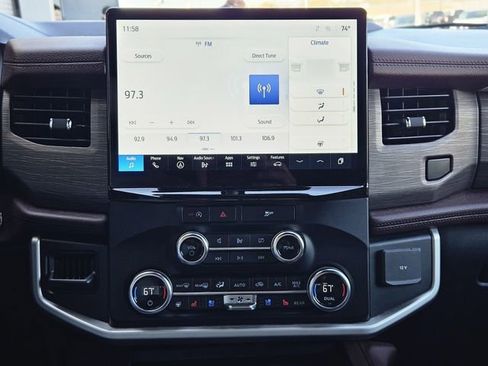 Used 2024 Ford Expedition Max Limited image 22
