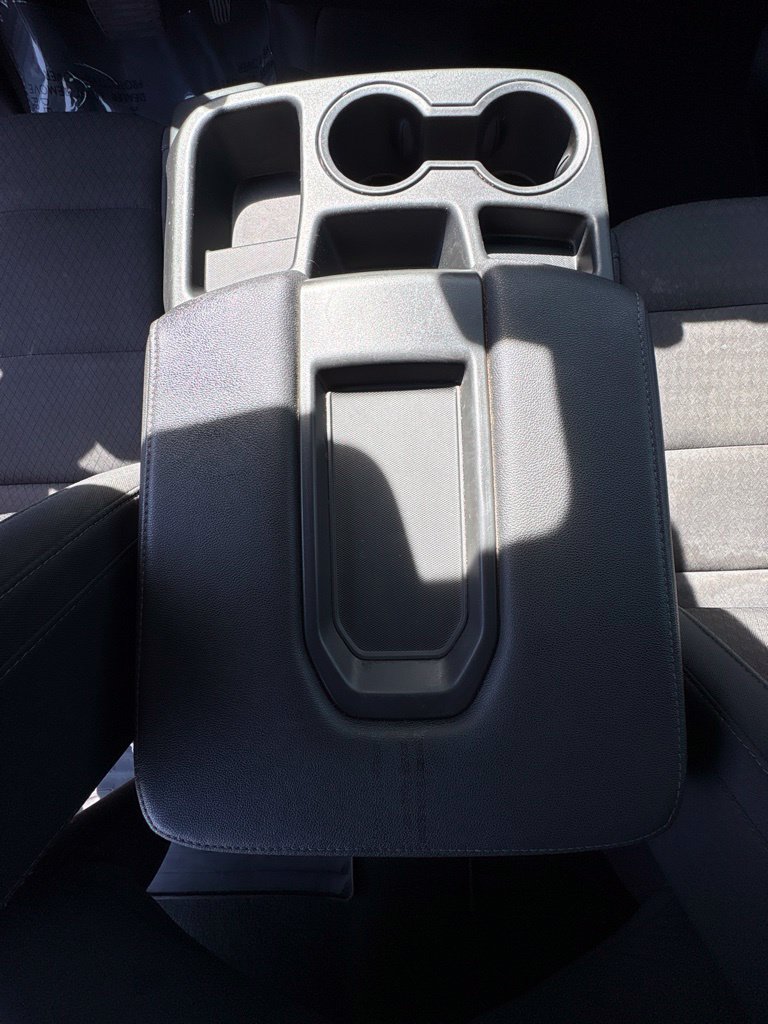 Used 2025 Chevrolet Silverado 1500 LT AWD/4WD image 31