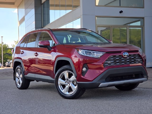 Used 2019 Toyota RAV4 Limited w/ Limited Grade Weather Package AWD/4WD image 2