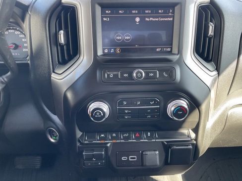 Used 2023 GMC Sierra 1500 Pro w/ Convenience Package image 25