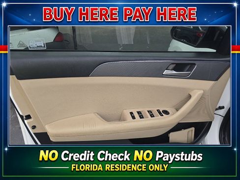 Used 2019 Hyundai Sonata SE w/ Cargo Package FWD image 4