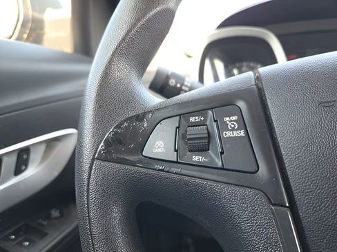 Used 2014 Chevrolet Equinox LS image 19