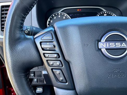 Used 2024 Nissan Frontier SV w/ SV Convenience Package image 23