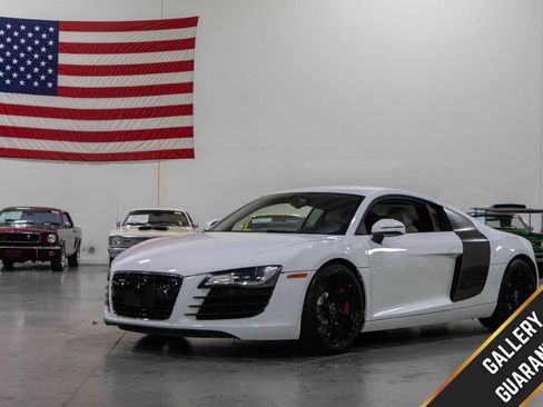 Used 2009 Audi R8 V8 image 1