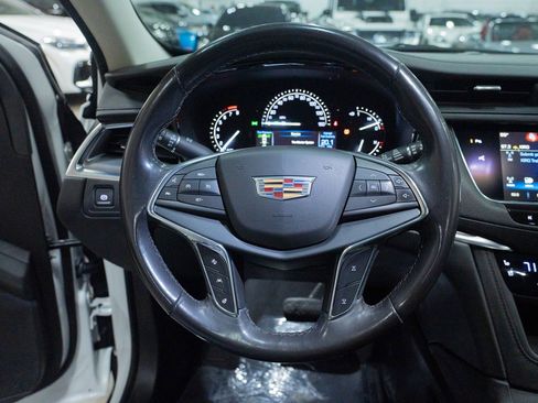 Used 2018 Cadillac XT5 Premium Luxury w/ Driver Assist Package image 36