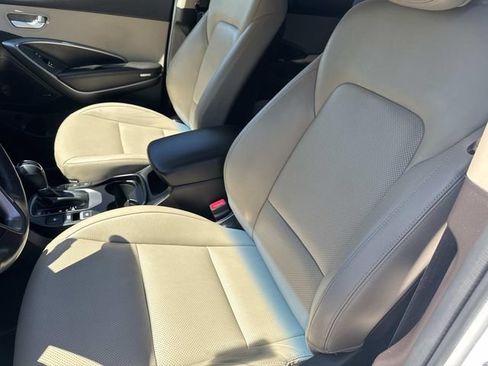 Used 2017 Hyundai Santa Fe Limited AWD/4WD image 20