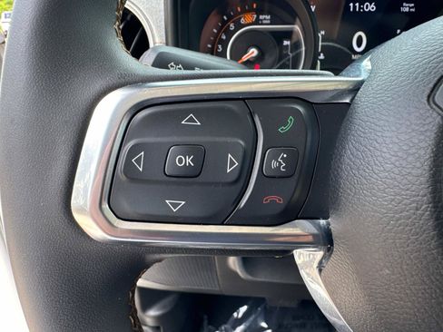 Certified 2024 Jeep Wrangler Unlimited Sahara AWD/4WD image 30