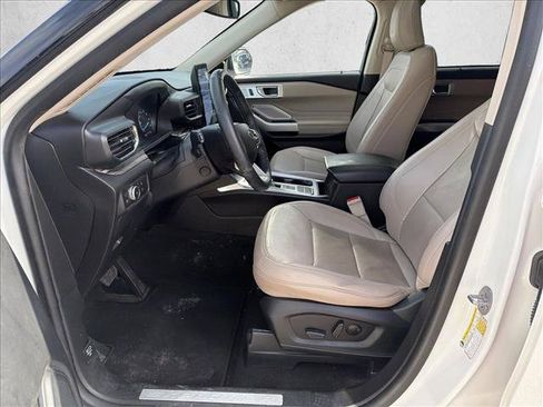 Used 2023 Ford Explorer Limited w/ Hybrid Equipment Group 310A RWD image 10