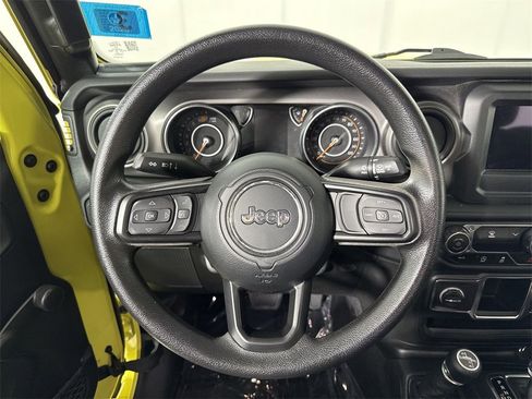 Used 2023 Jeep Wrangler Sport image 32