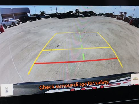 Used 2025 Toyota RAV4 LE AWD/4WD image 3