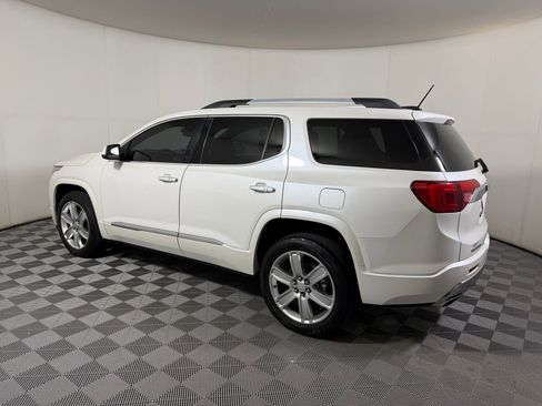 Used 2017 GMC Acadia Denali w/ Technology Package AWD/4WD image 21