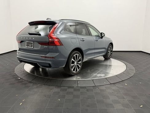 Certified 2023 Volvo XC60 B5 Ultimate w/ Protection Package Premier image 16