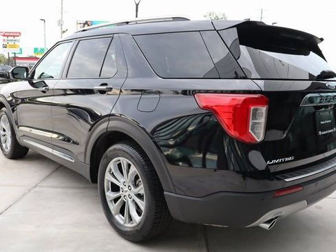Used 2024 Ford Explorer Limited image 6