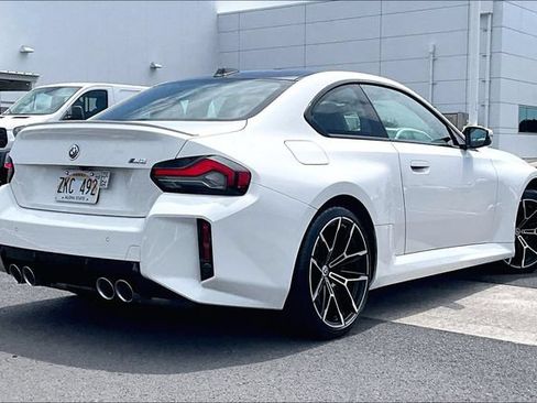 Used 2023 BMW M2 w/ Lighting Package RWD image 2