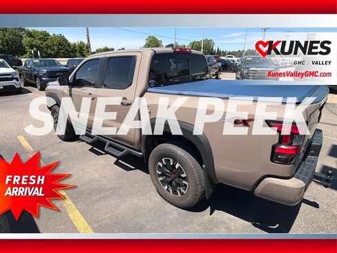 Used 2023 Nissan Frontier PRO-4X w/ Pro Convenience Package AWD/4WD image 8