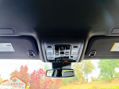 New 2026 GMC Yukon Denali image 18