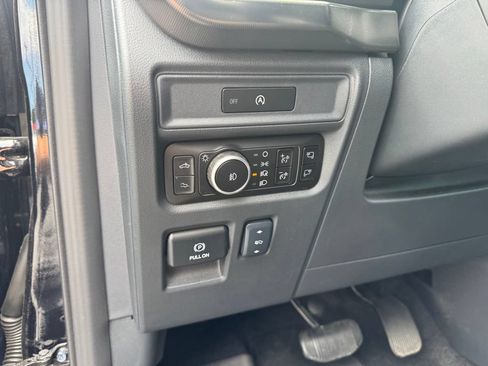 Used 2025 Ford F150 Raptor AWD/4WD image 4
