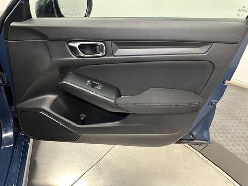 Certified 2025 Honda Civic LX image 36