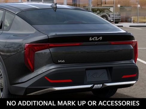 New 2026 Kia K4 FWD image 13