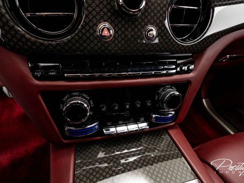 Used 2022 Rolls-Royce Ghost Black Badge image 35