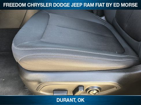 Used 2023 Jeep Grand Cherokee L Laredo image 18