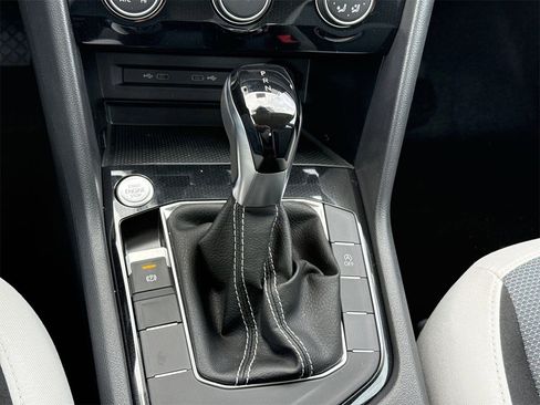 New 2025 Volkswagen Taos S image 25