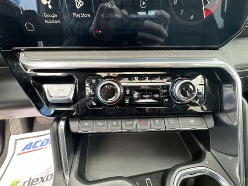 Used 2023 GMC Sierra 1500 Denali w/ Technology Package image 11