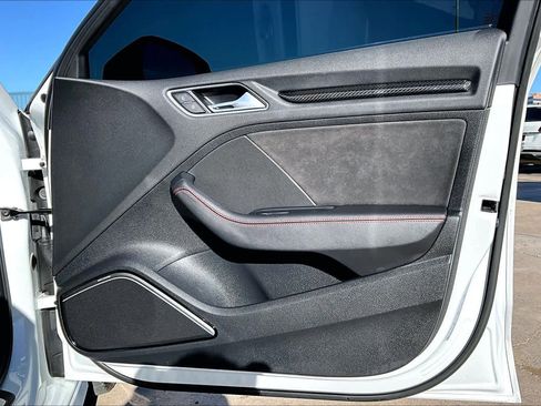 Used 2018 Audi RS 3 w/ Dynamic Plus Package image 22