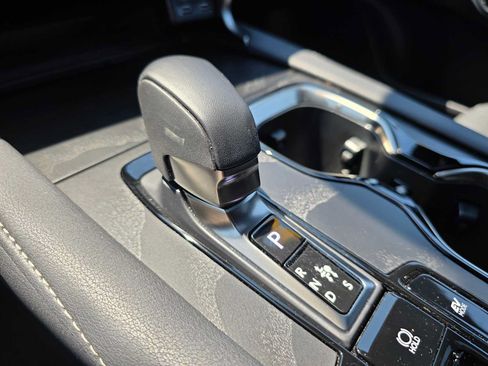 Used 2025 Lexus RX 350h w/ Convenience Package AWD/4WD image 32