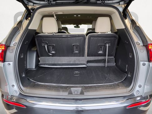 Used 2020 Buick Enclave Essence image 6