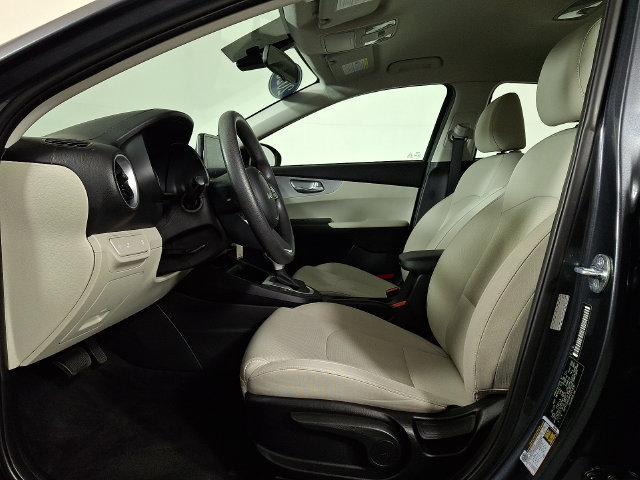Used 2023 Kia Forte LXS w/ LXS Technology Package FWD image 15