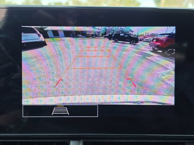 Used 2024 Chevrolet Trax RS w/ Driver Confidence Package FWD image 25