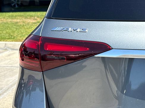 Used 2024 Mercedes-Benz GLE 53 AMG 4MATIC image 11