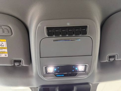 New 2026 Ford F250 Lariat w/ Black Appearance Package AWD/4WD image 17