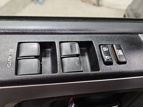 Used 2019 Toyota 4Runner SR5 Premium AWD/4WD image 13