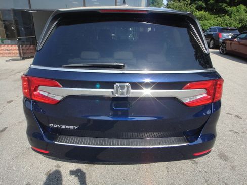 Used 2020 Honda Odyssey EX image 5