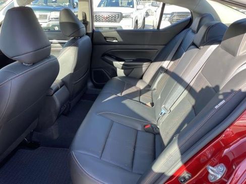 Certified 2023 Nissan Altima 2.5 SR w/ SR Premium Package image 12