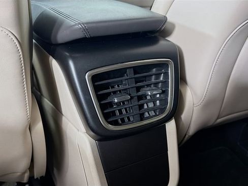 Used 2020 Lincoln Nautilus Standard w/ Equipment Group 101A image 29