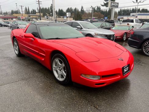 Used 1997 Chevrolet Corvette Coupe w/ Performance Handling Pkg image 7