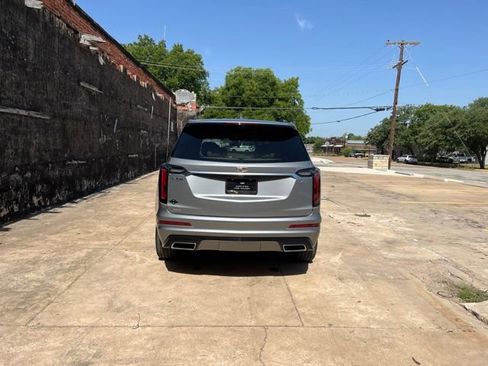Used 2023 Cadillac XT6 Sport w/ Technology Package AWD/4WD image 6