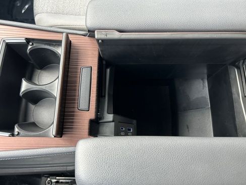 Certified 2022 Toyota Sienna LE image 23