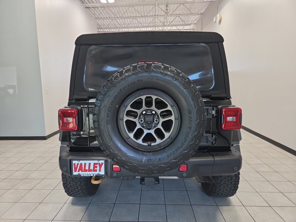 Used 2023 Jeep Wrangler Unlimited Rubicon 392 w/ Xtreme Recon 35" Tire Package AWD/4WD image 6