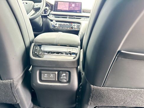 Used 2026 INFINITI QX60 Autograph w/ Dark Cargo Package AWD/4WD image 32