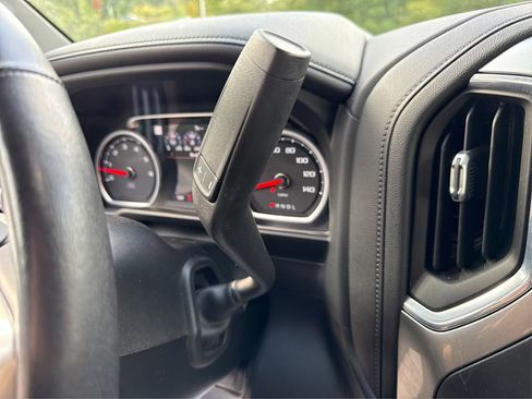 Used 2021 Chevrolet Silverado 2500 LTZ w/ LTZ Plus Package image 39