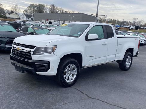 Used 2022 Chevrolet Colorado LT w/ Fleet Safety Package image 3