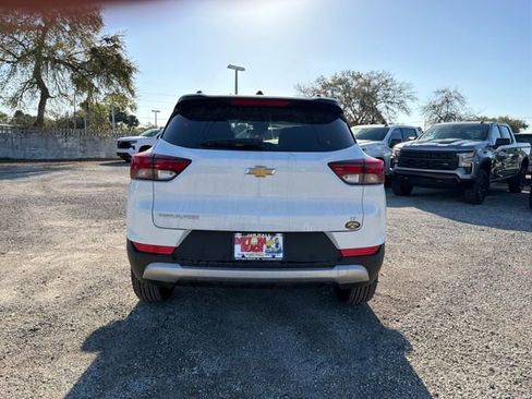 New 2026 Chevrolet TrailBlazer LT w/ Driver Confidence Package image 9