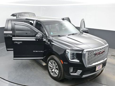 Used 2022 GMC Yukon XL Denali w/ Max Trailering Package AWD/4WD image 52