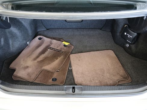 Used 2018 Lexus ES 350 350 w/ Luxury Package w/Wood Trim image 38