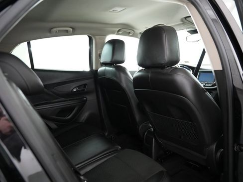 Used 2019 Buick Encore Preferred image 37