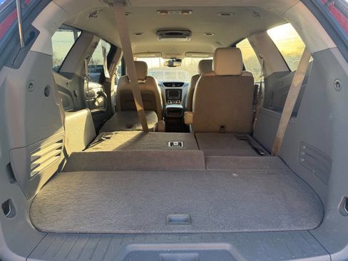 Used 2014 Chevrolet Traverse LTZ image 16